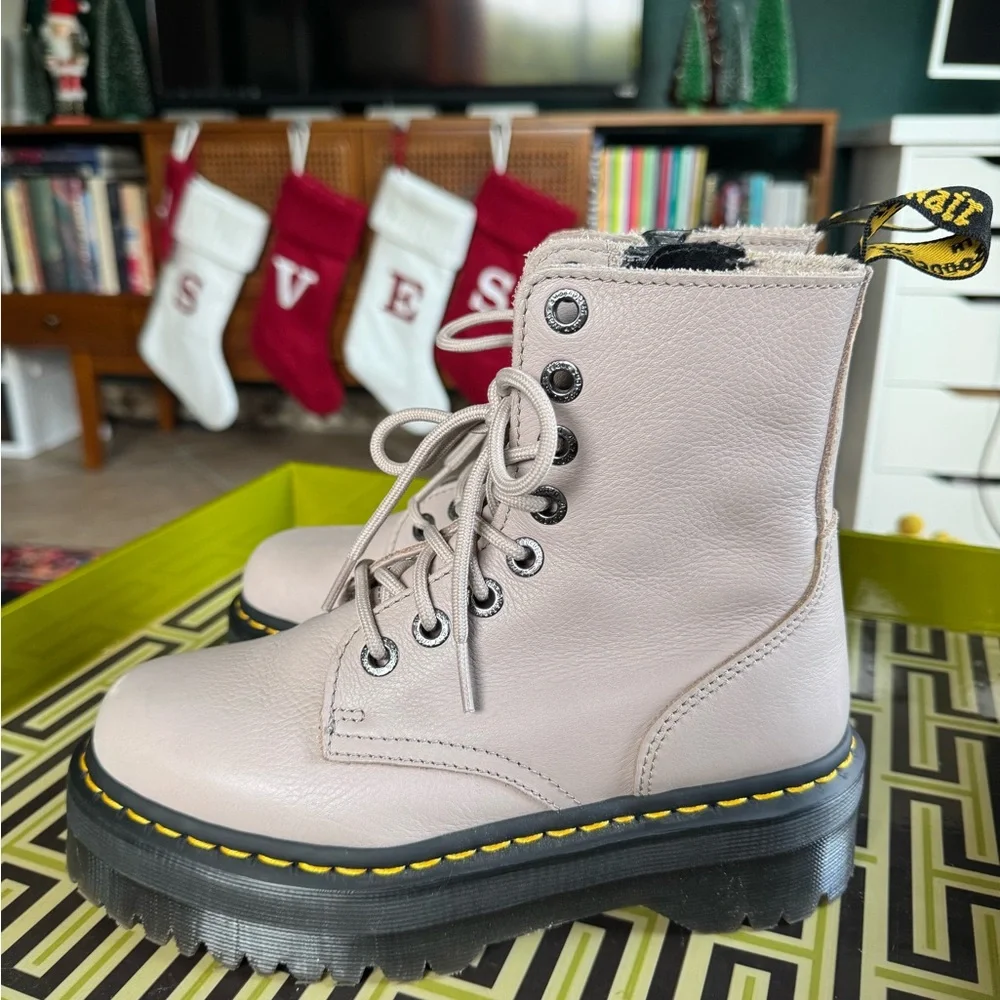 Dr. Martens Jadon III Pisa Platform Boot - Picture 6 of 11